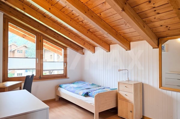 Grosszügiges 5.5-Zimmer-Haus mit Einlieger-Studios an bester Lage in Täsch 12