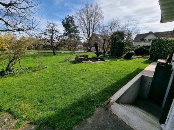 Repräsentatives, geschütztes Wohnhaus mit grossem idyllischem Garten 4