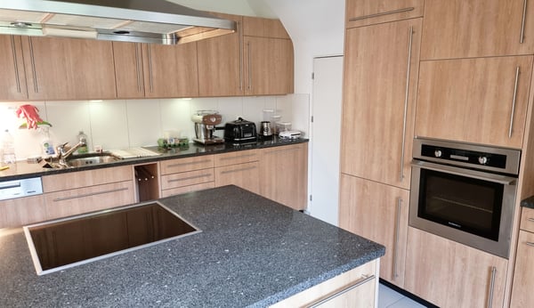 5.5-Zimmer-Dachmaisonettewohnung  in ehemaliger Bally-Villa 5