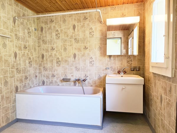 Renovationsbedürftiges Wohn- und Geschäftshaus an bester Passantenlage 5