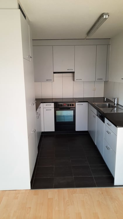 Schöne Wohnung mit Autobahnanschluss 2