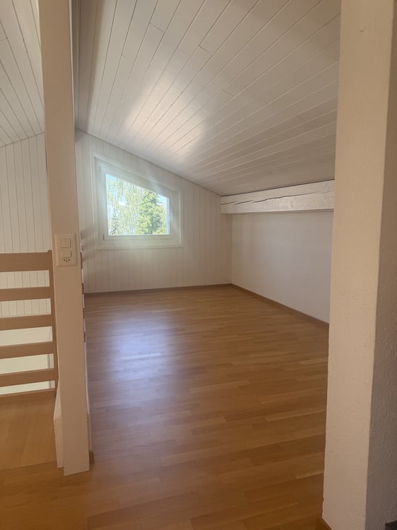 Zwei Etagen, viel Wohngefühl: 3.5-Zimmer-Maisonettewohnung 6