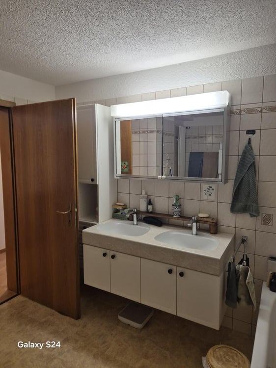 4½ Zimmer-Wohnung in Seuzach  hell, gepflegt und zentral gelegen 2