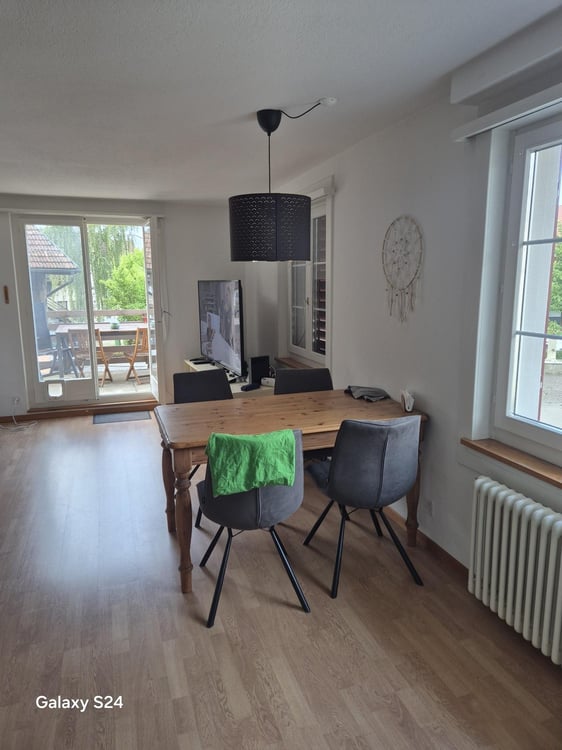 4½ Zimmer-Wohnung in Seuzach  hell, gepflegt und zentral gelegen 1
