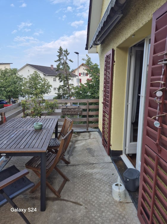 4½ Zimmer-Wohnung in Seuzach  hell, gepflegt und zentral gelegen 4