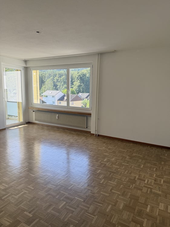 Attraktive 2.0-Zimmerwohnung mit Balkon in Langwiesen 3
