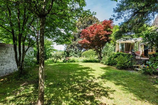 9½-Zimmer-Landhaus mit grossem Garten und viel Privatsphäre 5