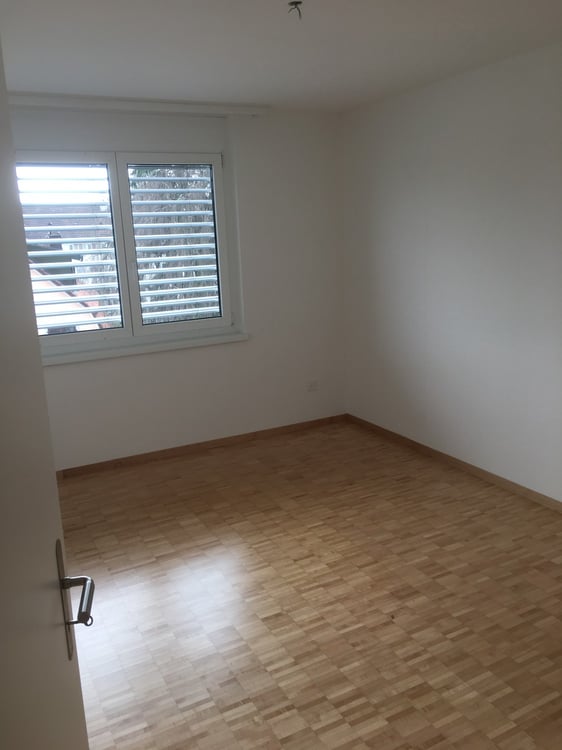 4.5-Zimmer-Wohnung im 1. Obergeschoss mit Balkon 9