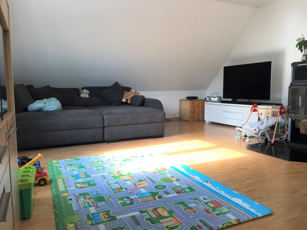 Charmante 4,5 Zimmer Maisonette-Wohnung im Dorfkern von Oberwinterthur 8