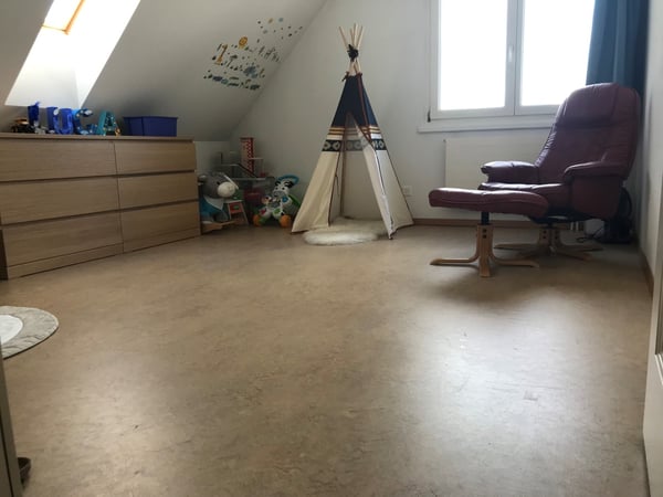 Charmante 4,5 Zimmer Maisonette-Wohnung im Dorfkern von Oberwinterthur 9