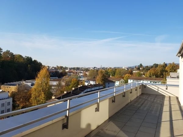 Topmoderne Familienwohnung mit grosszügiger Dachterrasse 12