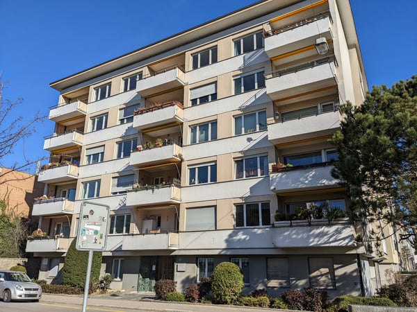 Einfache 1-ZWG (ohne Balkon) nähe Aeschenplatz + Diplom Mittelschule 1