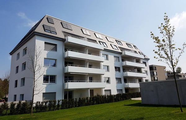Top moderne 1.5-Zimmerwohnung mit Balkon in Allschwil 1