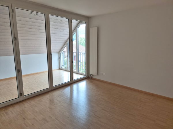 Moderne 3,5-Zimmer-Maisonette-Whg mit Wintergarten + Galerie 9