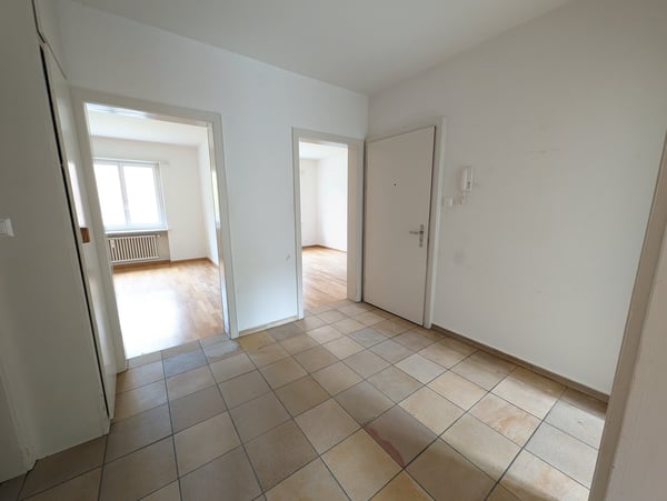 2-Zimmer Dach-Whg an ruhiger Wohnlage im Grünen in Riehen 4