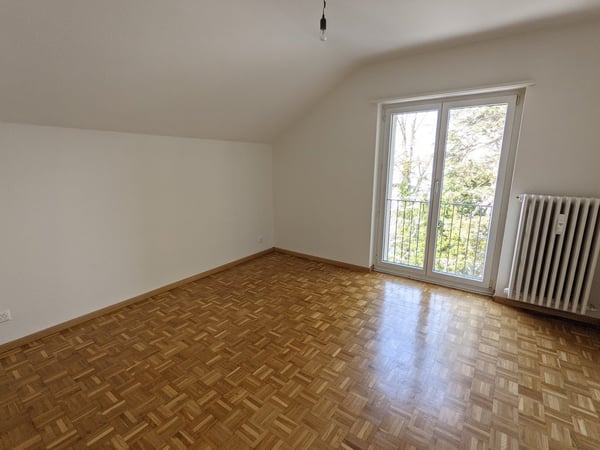 2-Zimmer Dach-Whg an ruhiger Wohnlage im Grünen in Riehen 5