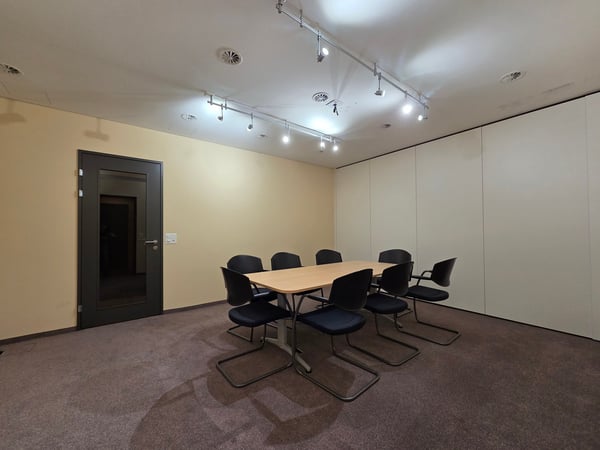 Doppel-Büro im steuergünstigen Schindellegi 7