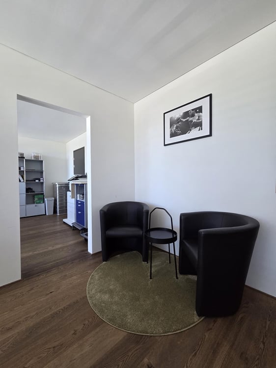 Doppel-Büro im steuergünstigen Schindellegi 4