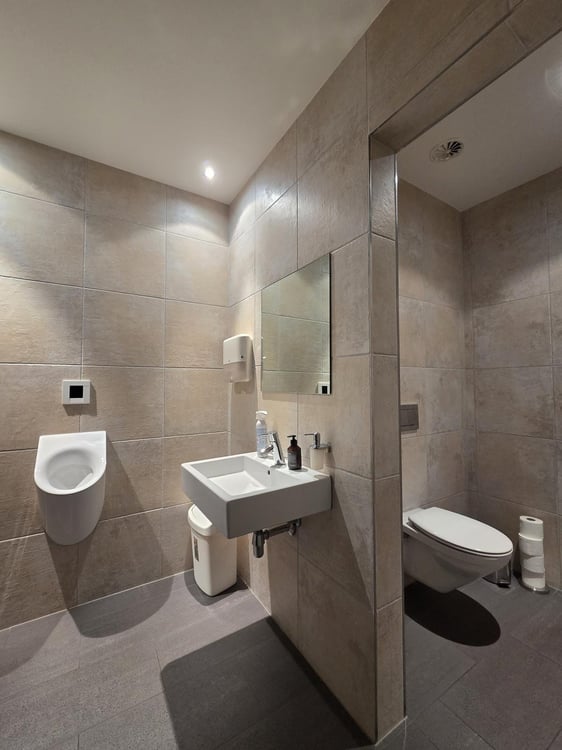 Doppel-Büro im steuergünstigen Schindellegi 10