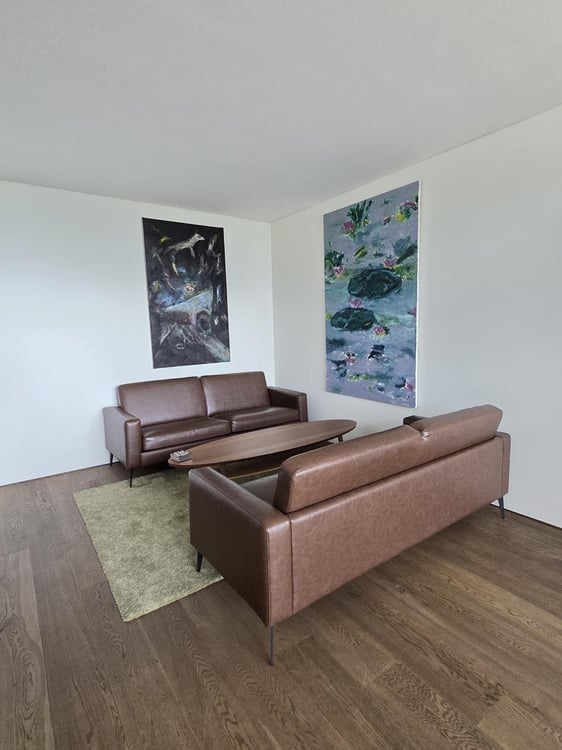 Toll ausgebautes Büro im steuergünstigen Schindellegi 3