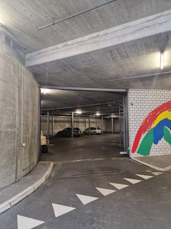 Zentrumsnaher Einstellhallenplatz in Grenchen 2