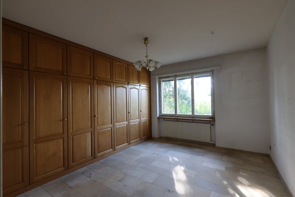 Einfamilienhaus mit Garage und Pool in Kyburg-Buchegg 11