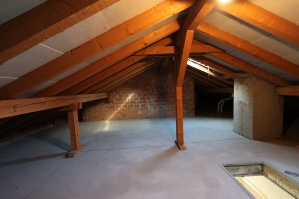 Charmantes Einfamilienhaus mit Pool und grossem Garten in Kyburg-Buchegg 15