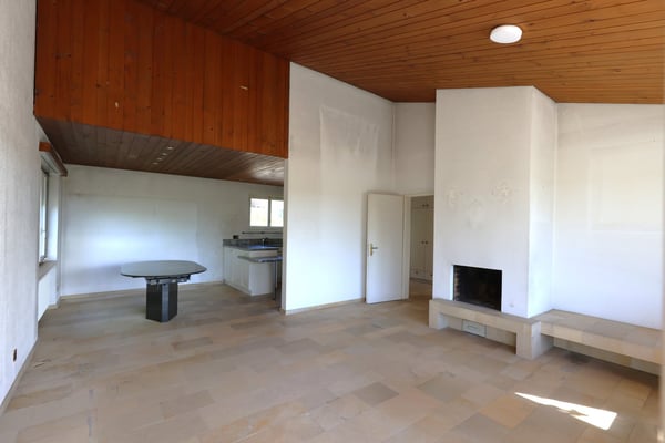 Charmantes Einfamilienhaus mit Pool und grossem Garten in Kyburg-Buchegg 10