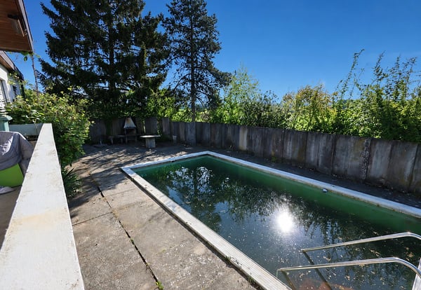 Charmantes Einfamilienhaus mit Pool und grossem Garten in Kyburg-Buchegg 3