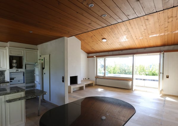 Charmantes Einfamilienhaus mit Pool und grossem Garten in Kyburg-Buchegg 11