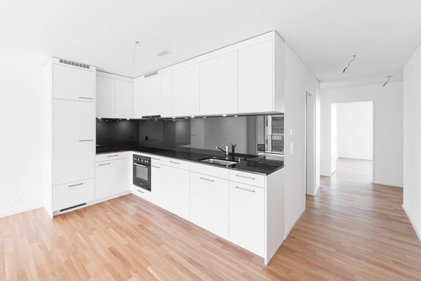 Neuwertige 1.5 Zimmerwohnung mit Sicht aufs Schloss Lenzburg 2