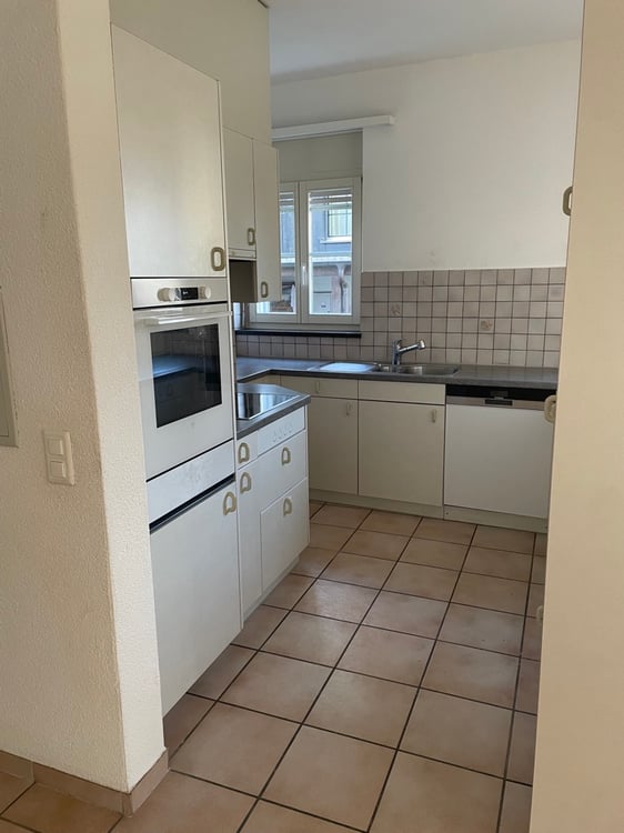 Grosszügige EG Wohnung im steuergünstigen Staufen 6