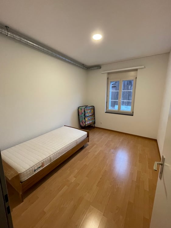 Grosszügige EG Wohnung im steuergünstigen Staufen 10