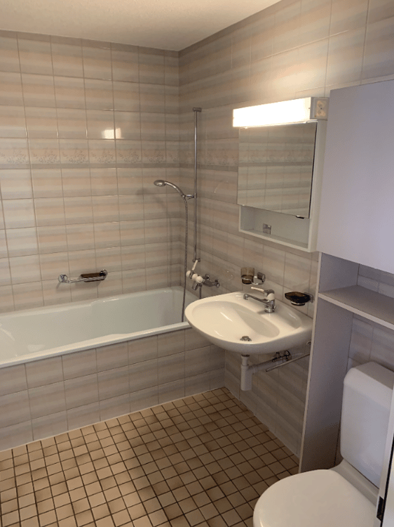 1.5-Zimmerwohnung im 3. OG mit Aussicht ins Grüne nahe Aarau 4