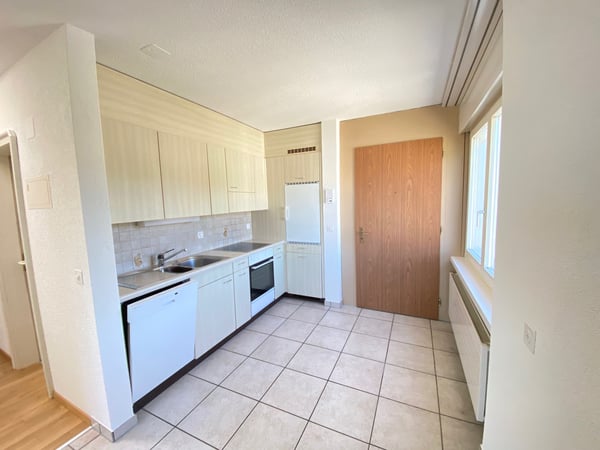 Helle 2.5-Zimmerwohnung mit sensationeller Aussicht 2