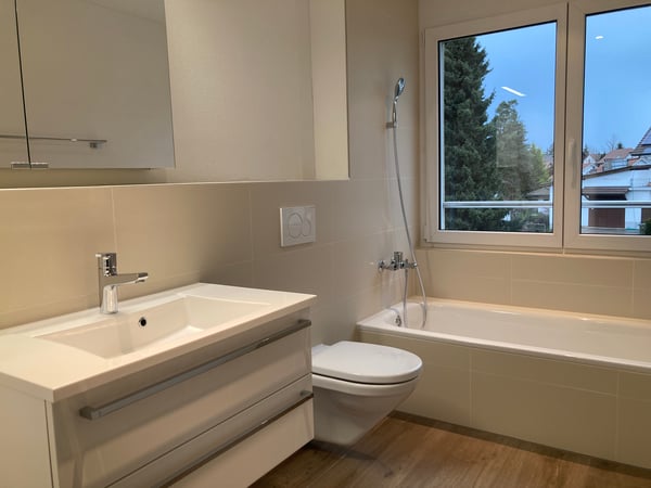 Moderne 4.5-Zi-Wohnung an ruhiger Lage in Seon 3