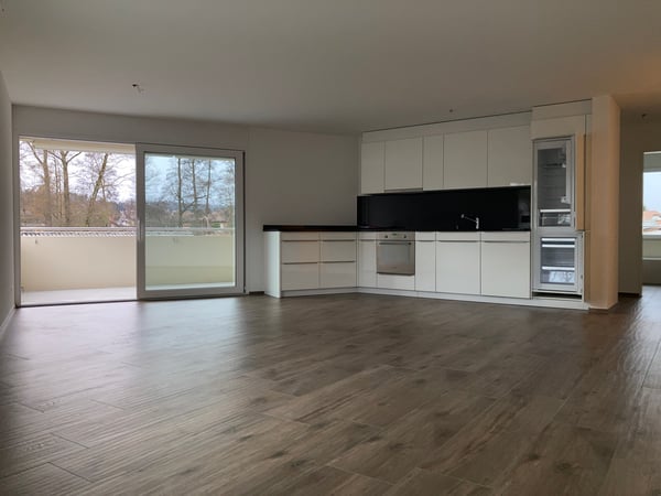 Moderne 4.5-Zi-Wohnung an ruhiger Lage in Seon 2