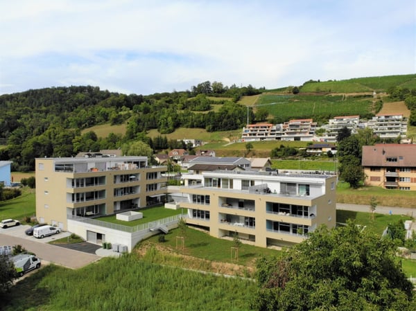 Moderne grosszügige 3.5-Zimmerwohnung im 1. Obergeschoss 1