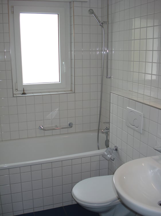 4-Zimmerwohnung mit moderner Küche und grosszügigem Balkon 3