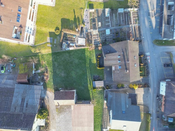 Attraktives Zweifamilienhaus mit Entwicklungspotential im Herzen von Gränichen 10