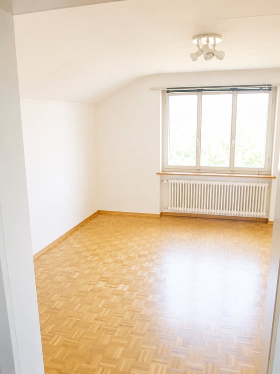 zentrale 1-Zimmer-Dachwohnung 3