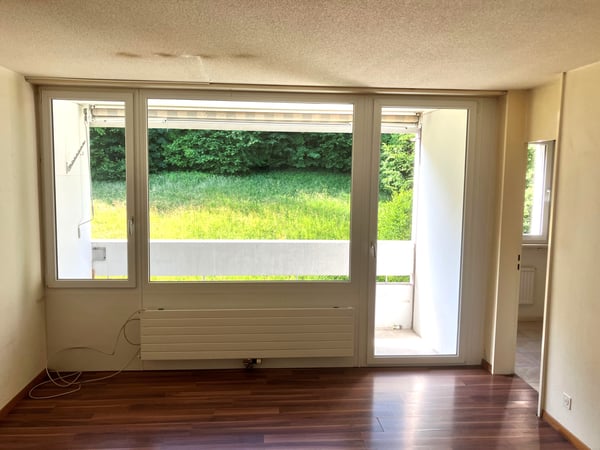Renovationsbedürftige Wohnung mit Aussicht ins Grüne - Ideal für Handwerker 2