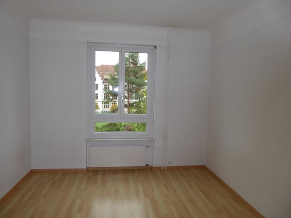 Zentrale 4-Zimmerwohnung sucht Nachmieter 2