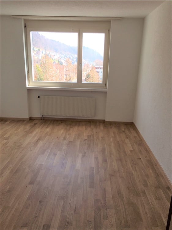 Wunderschöne 3.5-Zimmerwohnung im 6. OG mit top Aussicht 5