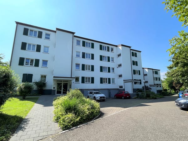 Helle und moderne 3-Zimmerwohng in zentraler Lage in Frick 1