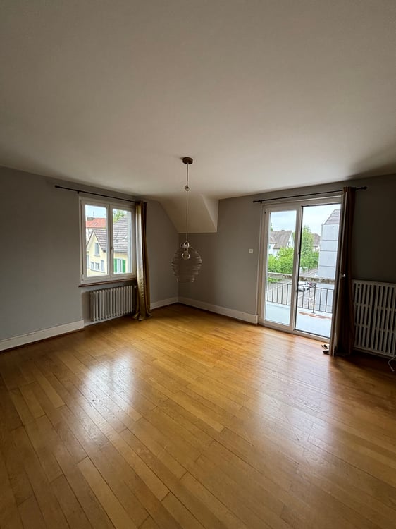 Einzigartige 3-Zimmer Altbauwohnung 4