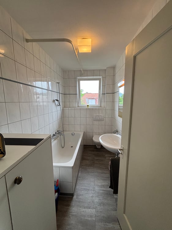 Einzigartige 3-Zimmer Altbauwohnung 6