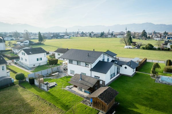 Zuhause und Gewerbe in einem 2