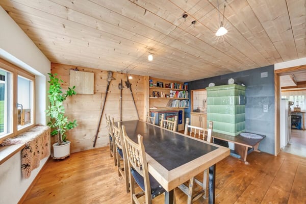 Heimelig wohnen mit traumhafter Aussicht 6