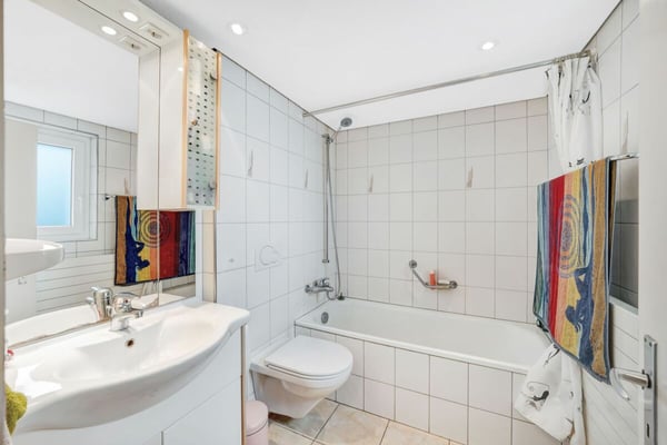 Heimelig wohnen mit traumhafter Aussicht 12